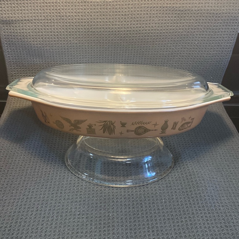 Pyrex Early American divided casserole dish with lid.